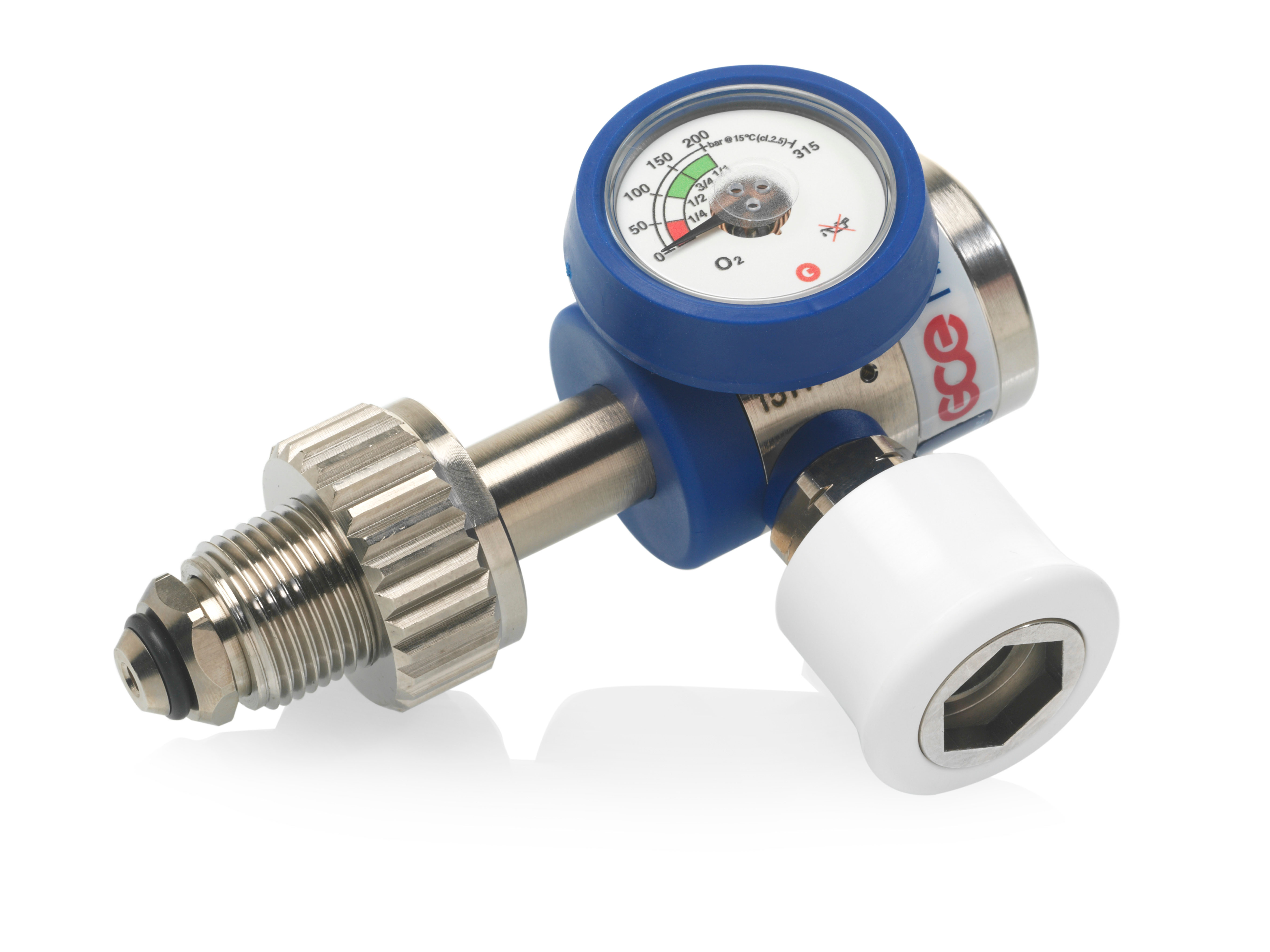 Oxygen pressure reducing valve